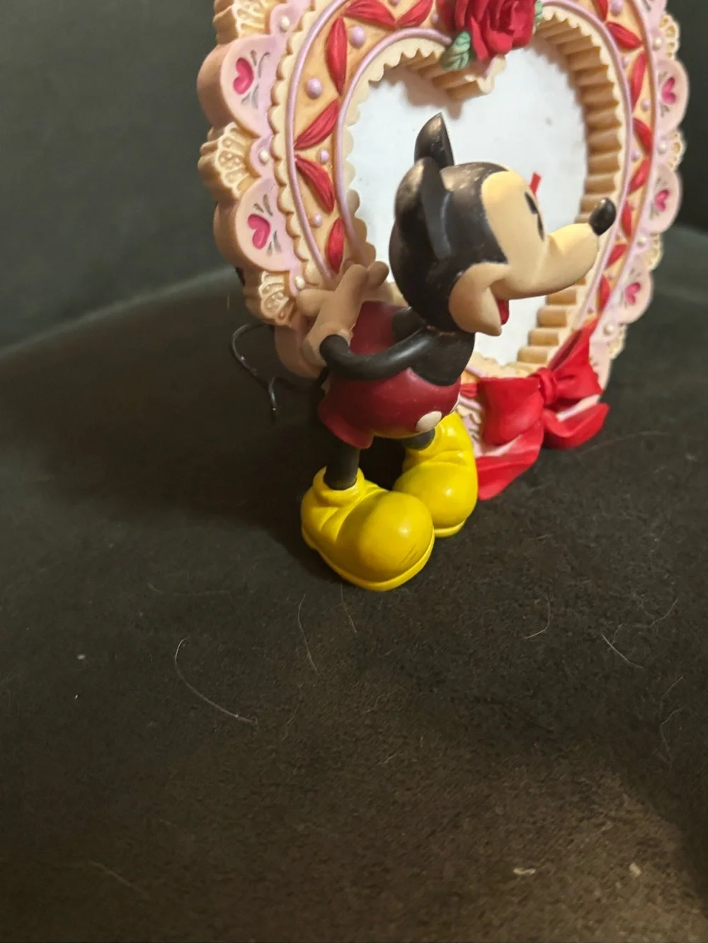 Disney’s Vintage Mickey Heart Picture Frame - Picture 4 of 7